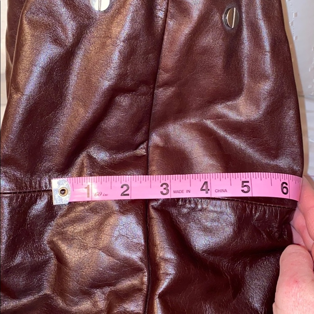 Kenneth Cole Chocolate Brown Bag - Picture 15 of 16